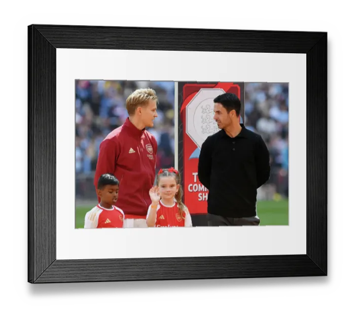 Framed Print : Arsenal's Mikel Arteta and Martin Odegaard Pre-Match Interaction at 2023-24 Community Shield vs Manchester City