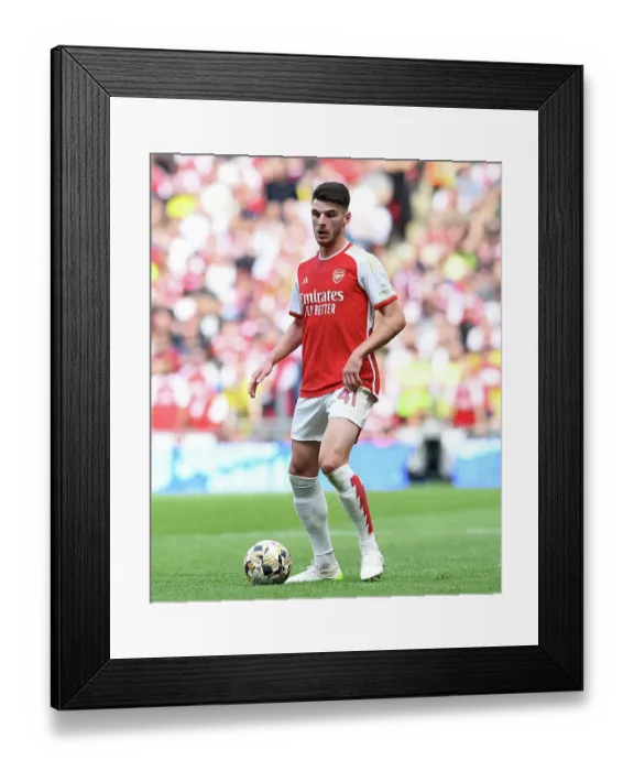 Framed Print : Arsenal vs Manchester City: Community Shield Clash at Wembley (2023-24) Framed Print : Arsenal vs Manchester City: Community Shield Clash at Wembley (2023-24)