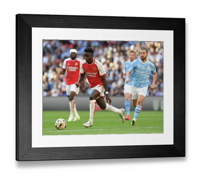 Framed Print : Bukayo Saka in Action: Arsenal vs Manchester City - 2023-24 Community Shield Framed Print : Bukayo Saka in Action: Arsenal vs Manchester City - 2023-24 Community Shield