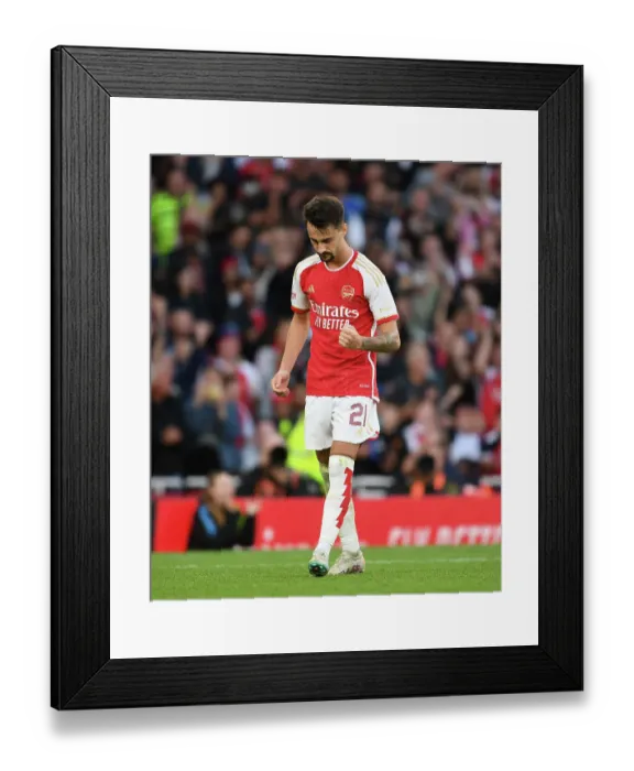 Framed Print : Arsenal's Fabio Vieira Scores Penalty in Arsenal FC vs AS Monaco Emirates Cup Clash, 2023-24 Framed Print : Arsenal's Fabio Vieira Scores Penalty in Arsenal FC vs AS Monaco Emirates Cup Clash, 2023-24