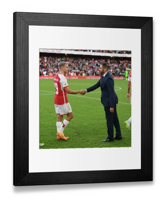 Framed Print : Leandro Trossard's Triumph: Arsenal FC's Emirates Cup Victory Framed Print : Leandro Trossard's Triumph: Arsenal FC's Emirates Cup Victory