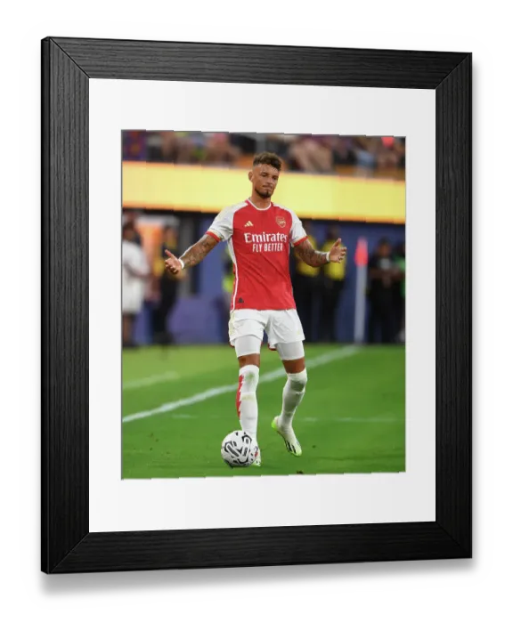 Framed Print : Arsenal vs. FC Barcelona: Pre-Season Clash at SoFi Stadium (2023)