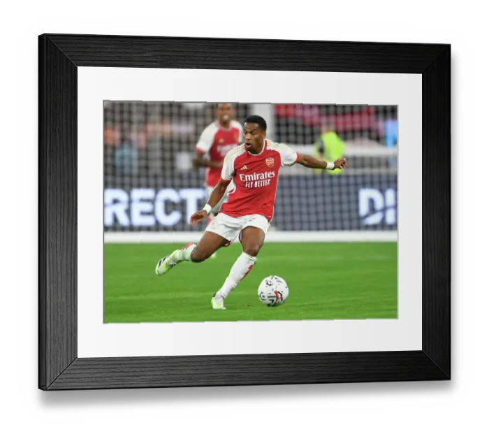 Framed Print : Arsenal vs. FC Barcelona: Pre-Season Clash at SoFi Stadium (2023)