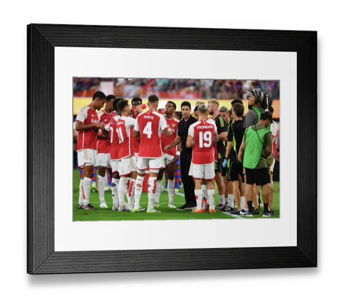 Framed Print : Arsenal vs. FC Barcelona: Mikel Arteta Leads Pre-Season Clash at SoFi Stadium