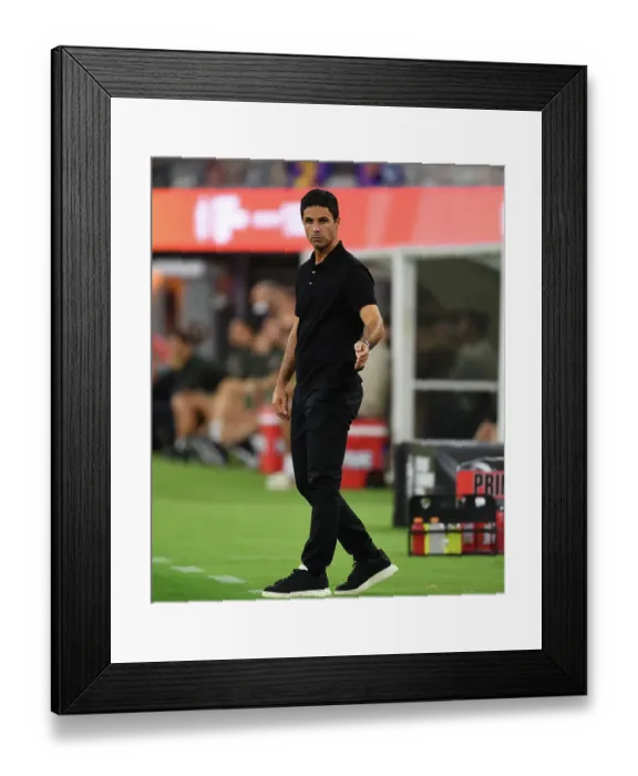 Framed Print : Arsenal vs. FC Barcelona: Mikel Arteta's Pre-Season Showdown at SoFi Stadium (2023)