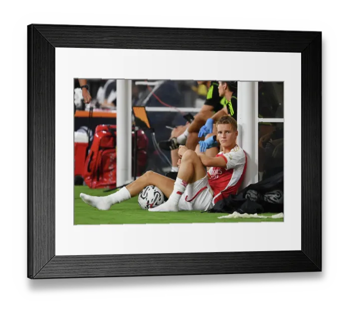 Framed Print : Arsenal vs. FC Barcelona: Pre-Season Clash at SoFi Stadium (2023)