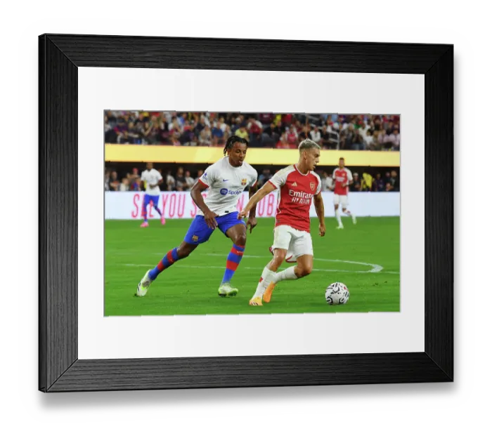 Framed Print : Arsenal vs. FC Barcelona: Battle in California - Pre-Season Friendly 2023 Framed Print : Arsenal vs. FC Barcelona: Battle in California - Pre-Season Friendly 2023
