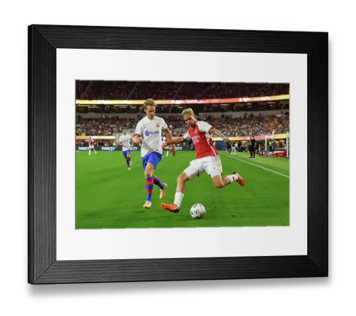 Framed Print : Arsenal vs. FC Barcelona: Clash in California - Pre-Season Friendly 2023