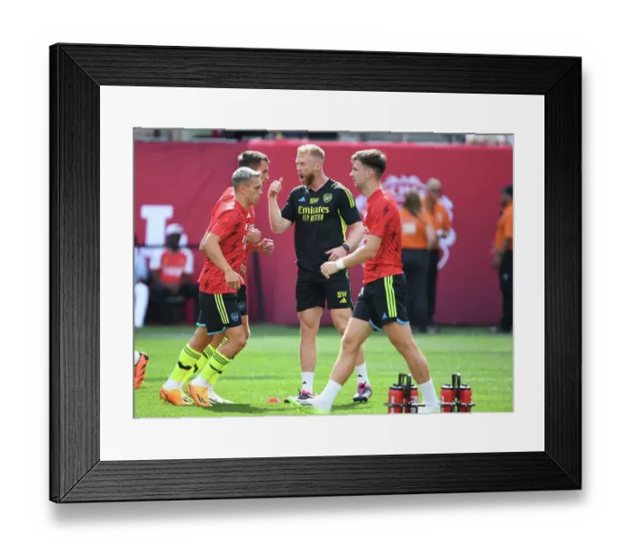 Framed Print : Arsenal vs Manchester United: Pre-Season Clash at MetLife Stadium (2023)
