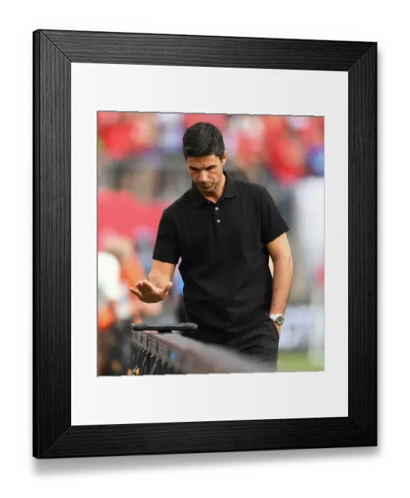 Framed Print : Arsenal vs Manchester United: Arteta's Pre-Season Clash at MetLife Stadium (2023)