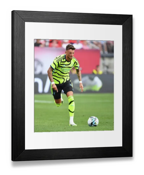 Framed Print : Arsenal vs Manchester United: Pre-Season Clash at MetLife Stadium (2023) Framed Print : Arsenal vs Manchester United: Pre-Season Clash at MetLife Stadium (2023)