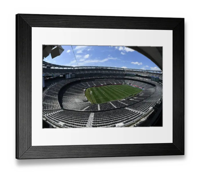 Framed Print : Arsenal vs Manchester United: Pre-Season Clash at MetLife Stadium (2023)