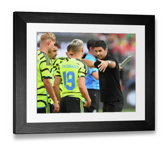 Framed Print : Arsenal vs Manchester United: Mikel Arteta's Pre-Season Showdown at MetLife Stadium (2023-24) Framed Print : Arsenal vs Manchester United: Mikel Arteta's Pre-Season Showdown at MetLife Stadium (2023-24)