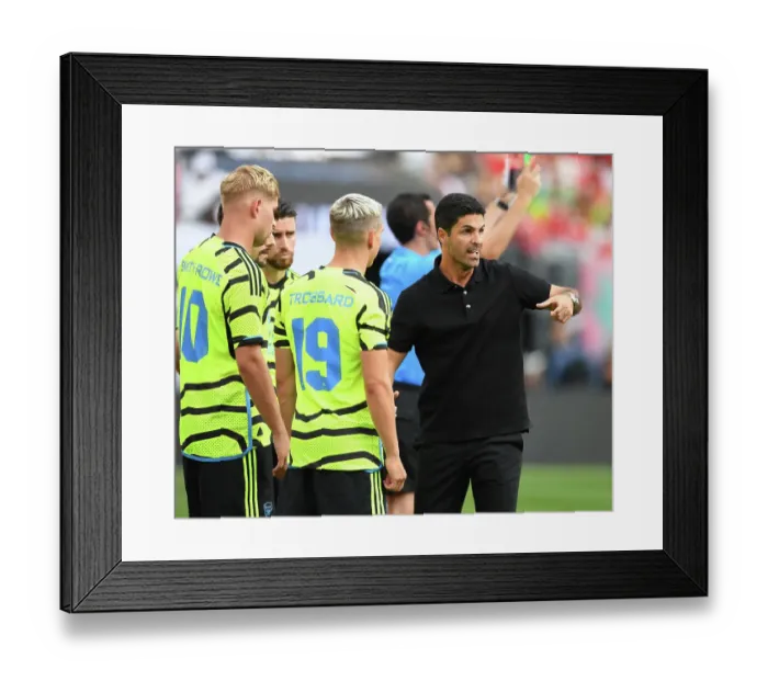 Framed Print : Arsenal vs Manchester United: Mikel Arteta Kicks Off 2023-24 Pre-Season Training
