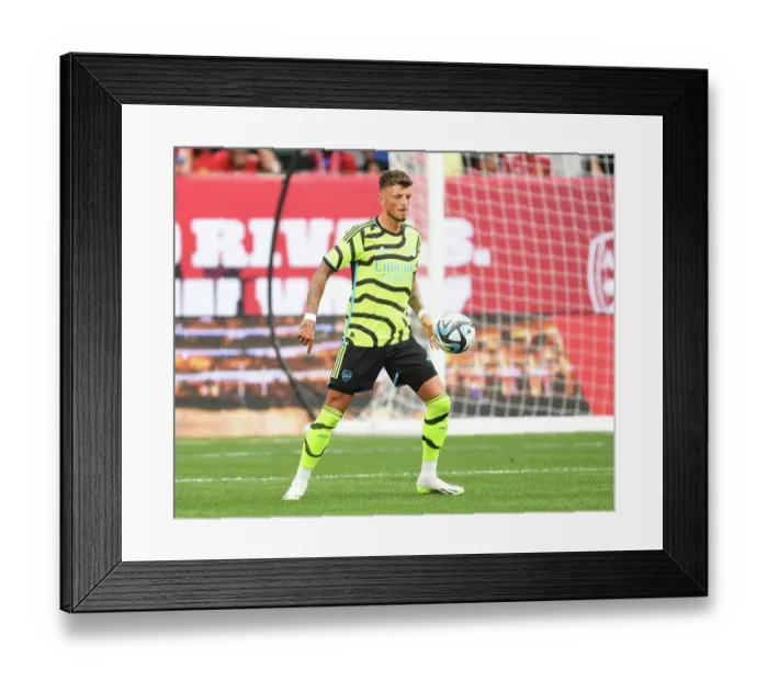 Framed Print : Arsenal vs Manchester United: Pre-Season Clash at MetLife Stadium (2023)