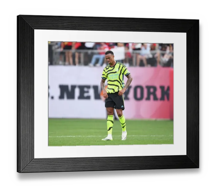 Framed Print : Arsenal vs Manchester United: Pre-Season Clash at MetLife Stadium (2023)