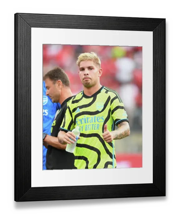 Framed Print : Emile Smith Rowe's Standout Display: Arsenal Triumphs Over Manchester United at MetLife Stadium (2023-24)