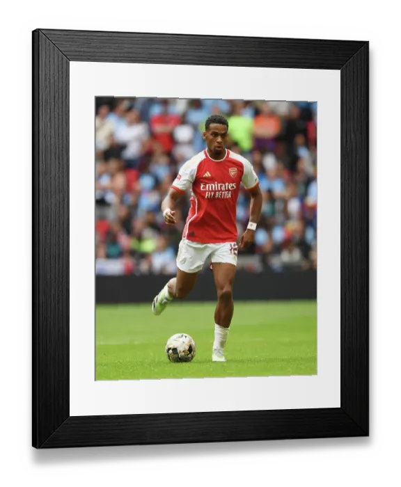 Framed Print : Arsenal's Jurrien Timber Faces Off Against Manchester City in 2023-24 FA Community Shield Showdown Framed Print : Arsenal's Jurrien Timber Faces Off Against Manchester City in 2023-24 FA Community Shield Showdown
