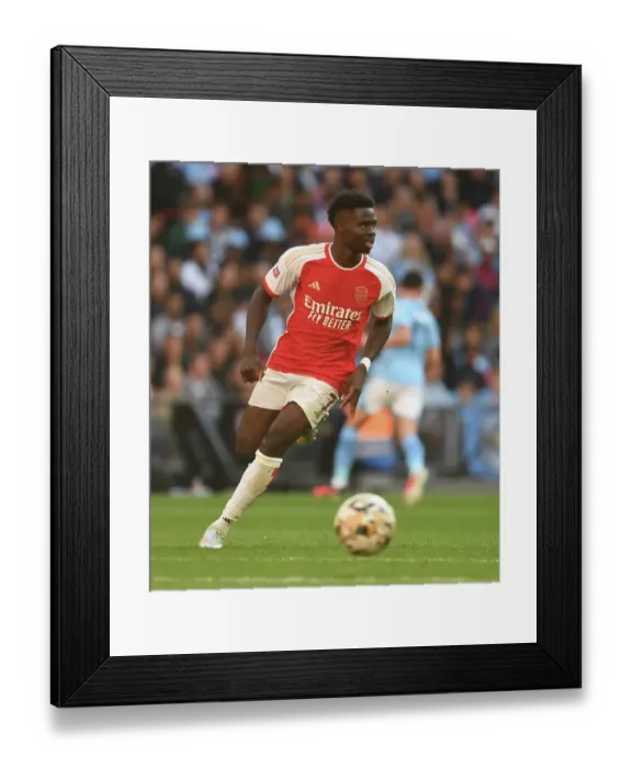 Framed Print : Bukayo Saka in Action: Arsenal vs Manchester City - The Community Shield 2023-24 Framed Print : Bukayo Saka in Action: Arsenal vs Manchester City - The Community Shield 2023-24