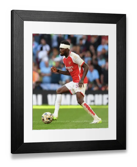 Framed Print : Arsenal's Thomas Partey Faces Manchester City in FA Community Shield Showdown, 2023-24
