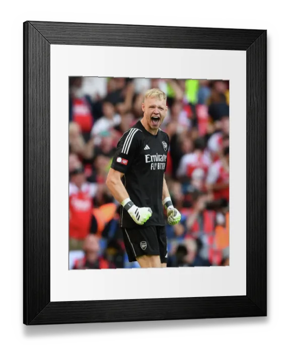 Framed Print : Arsenal's Ramsdale Stuns Manchester City: Penalty Save Secures Community Shield Victory (2023-24) Framed Print : Arsenal's Ramsdale Stuns Manchester City: Penalty Save Secures Community Shield Victory (2023-24)