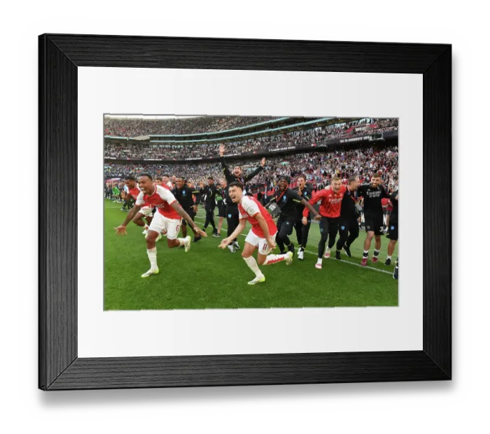 Framed Print : Arsenal Celebrates Community Shield Triumph Over Manchester City (2023-24)