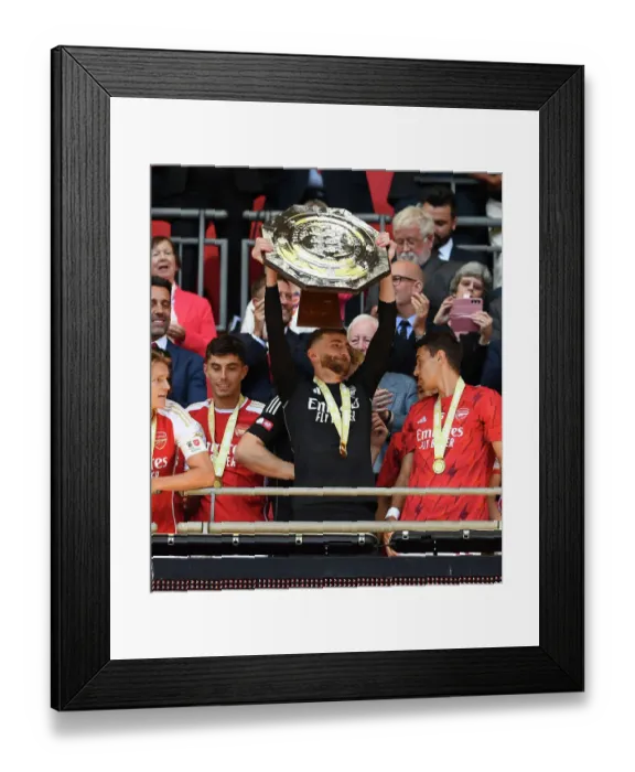 Framed Print : Arsenal Lift the Community Shield: Manchester City vs. Arsenal, 2023-24 Framed Print : Arsenal Lift the Community Shield: Manchester City vs. Arsenal, 2023-24