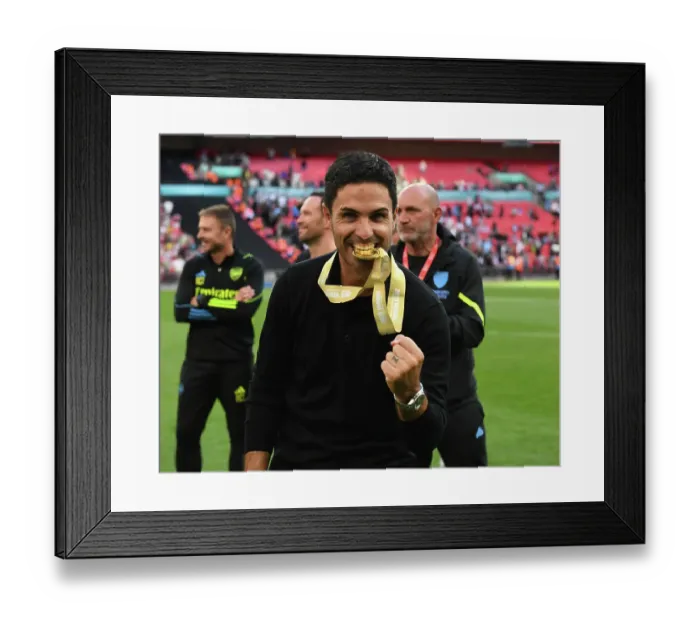 Framed Print : Mikel Arteta and Arsenal Celebrate Community Shield Victory over Manchester City (2023-24)