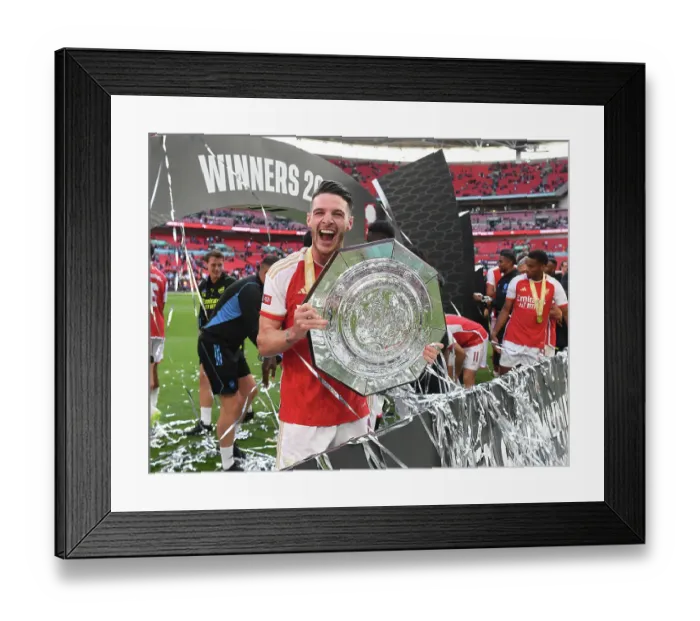 Framed Print : Arsenal Celebrate Community Shield Victory Over Manchester City: Declan Rice's Star Performance