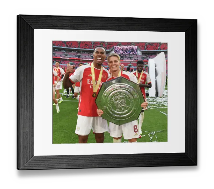 Framed Print : Arsenal Reclaims the Community Shield: Triumph over Manchester City, 2023-24