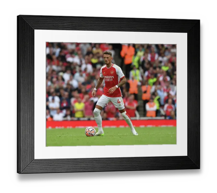 Framed Print : Arsenal's Ben White Stands Out: Arsenal 1-0 Nottingham Forest (2023-24 Premier League)
