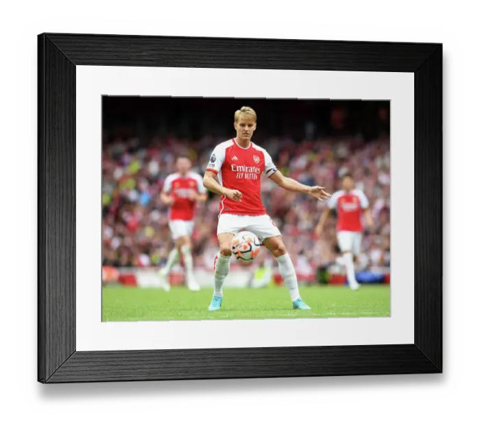 Framed Print : Martin Odegaard Shines: Arsenal Wins 2023-24 Premier League Opener vs. Nottingham Forest