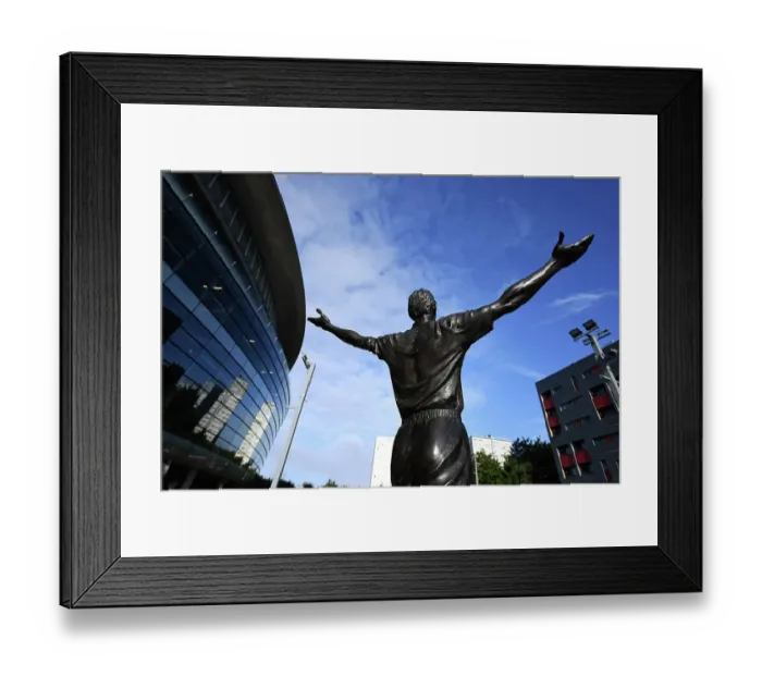 Framed Print : Tony Adams Tribute: Unveiling of Arsenal Legend's Statue at Emirates Stadium - Arsenal vs Nottingham Forest (2023-24) Framed Print : Tony Adams Tribute: Unveiling of Arsenal Legend's Statue at Emirates Stadium - Arsenal vs Nottingham Forest (2023-24)