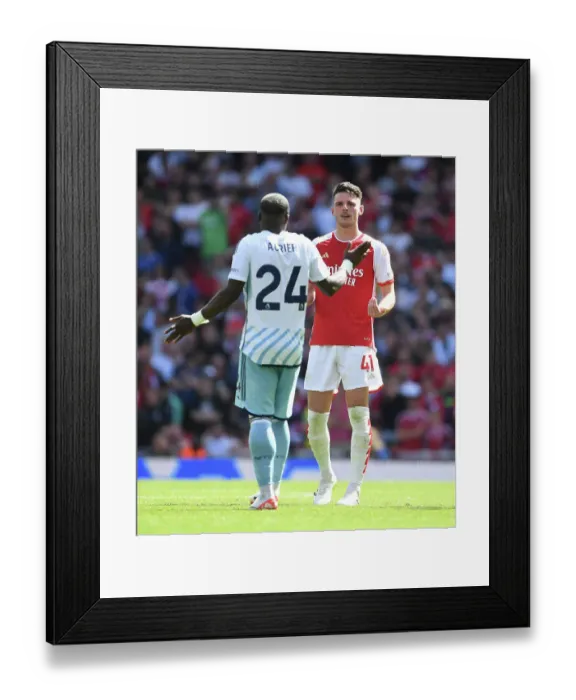 Framed Print : Clash at the Emirates: Arsenal vs. Nottingham Forest, 2023-24 Premier League