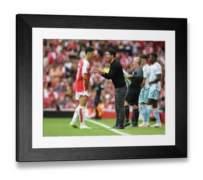 Framed Print : Arsenal Manager Mikel Arteta Guides Gabriel Martinelli at 2023-24 Arsenal v Nottingham Forest