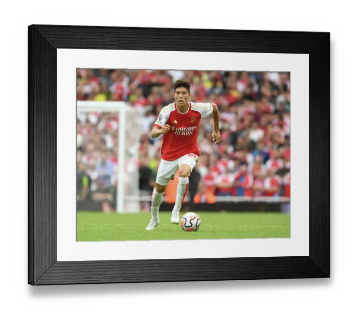 Framed Print : Arsenal vs. Nottingham Forest: Tokiyasu in Action - Premier League 2023-24 Framed Print : Arsenal vs. Nottingham Forest: Tokiyasu in Action - Premier League 2023-24