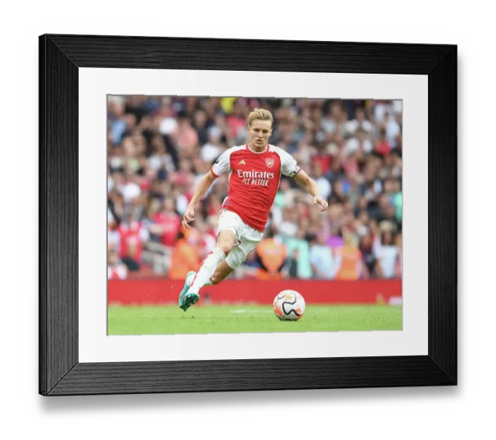 Framed Print : Martin Odegaard's Brilliant Debut: Arsenal Crushes Nottingham Forest in 2023-24 Premier League Opener