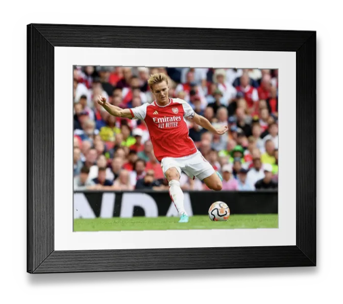 Framed Print : Martin Odegaard's Stunner: Arsenal's Epic Opening Day Win Against Nottingham Forest (2023-24 Premier League)