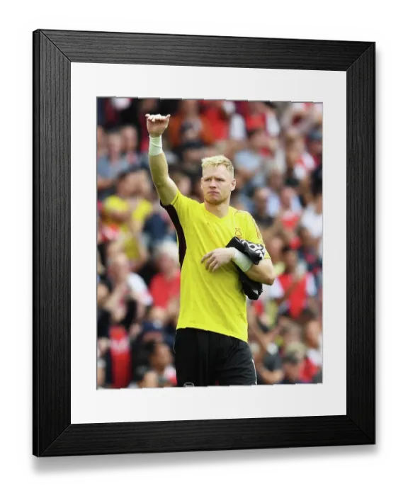 Framed Print : Arsenal's Victory: Aaron Ramsdale Celebrates with Fans vs. Nottingham Forest (2023-24)