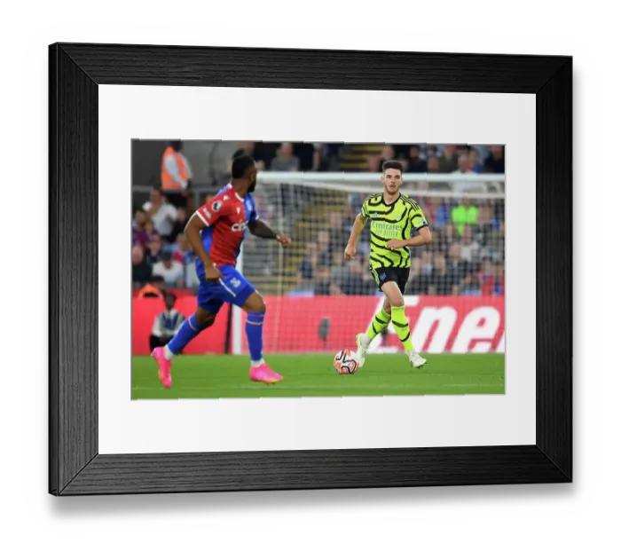 Framed Print : Declan Rice Charges Forward: Crystal Palace vs. Arsenal, Premier League 2023-24