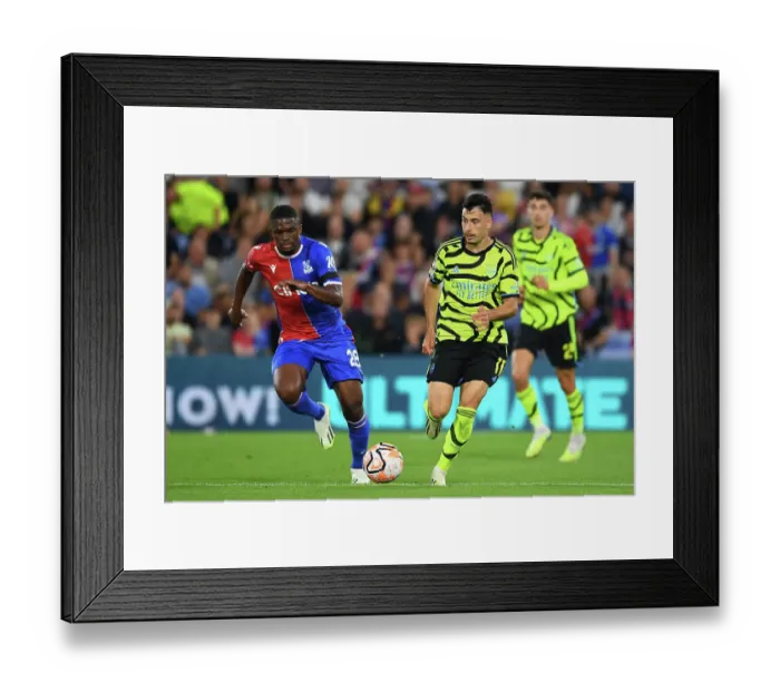 Framed Print : Martinelli Battles Doucoure: Crystal Palace vs. Arsenal, Premier League 2023-24