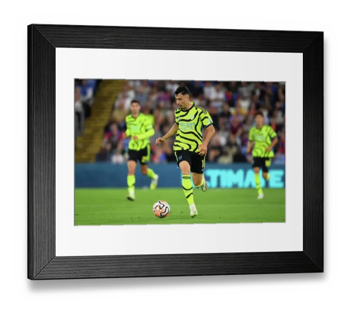 Framed Print : Martinelli in Action: Arsenal vs Crystal Palace, Premier League 2023-24