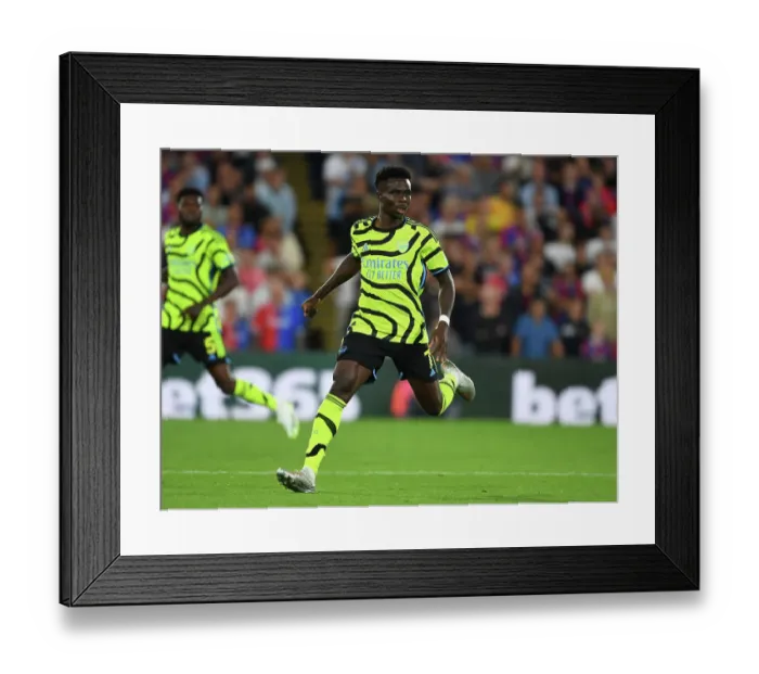 Framed Print : Bukayo Saka in Action: Crystal Palace vs. Arsenal, Premier League 2023-24
