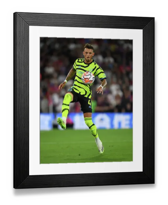 Framed Print : Arsenal's Ben White in Action Against Crystal Palace - Premier League 2023-24 Framed Print : Arsenal's Ben White in Action Against Crystal Palace - Premier League 2023-24