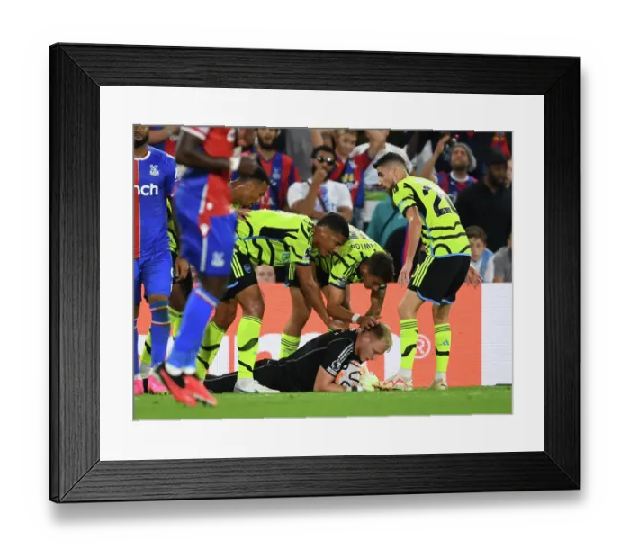 Framed Print : Last-Minute Drama: Ramsdale's Spectacular Save Saves Arsenal from Crystal Palace Framed Print : Last-Minute Drama: Ramsdale's Spectacular Save Saves Arsenal from Crystal Palace
