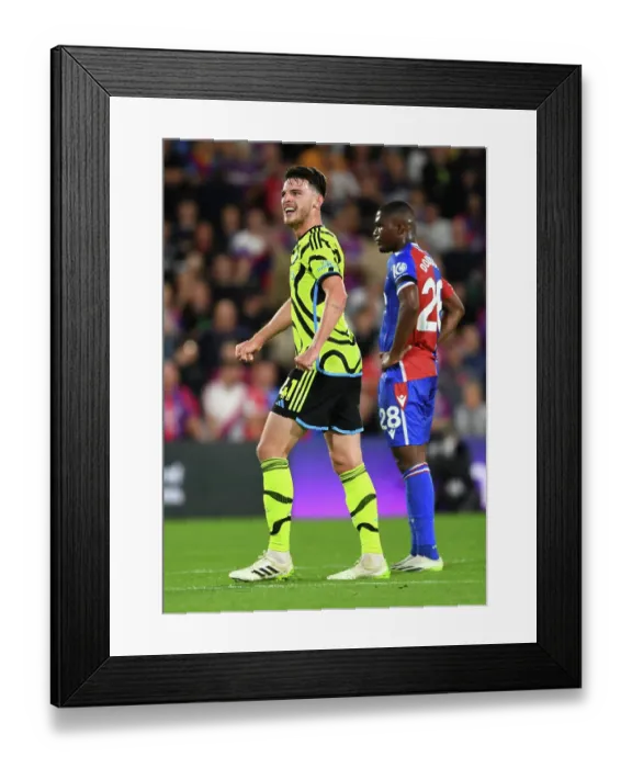Framed Print : Arsenal Secure Hard-Fought Victory Over Crystal Palace in 2023-24 Premier League: Declan Rice Leads the Celebrations