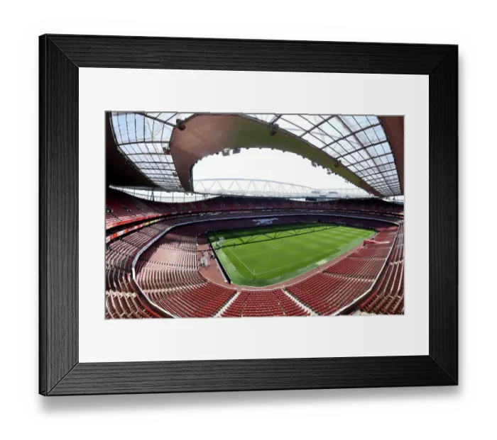 Framed Print : Arsenal's Emirates Stadium: Pre-Match Atmosphere vs Fulham (2023-24)