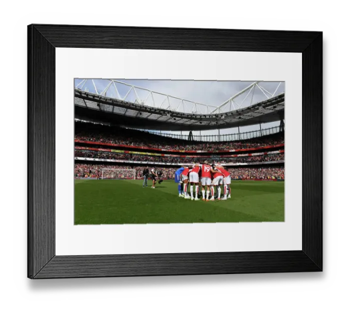 Framed Print : Arsenal FC vs Fulham FC: Pre-Match Huddle, Premier League 2023-24, Emirates Stadium