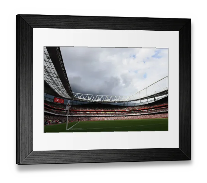 Framed Print : Arsenal vs Fulham: Premier League Showdown at Emirates Stadium (2023-24)