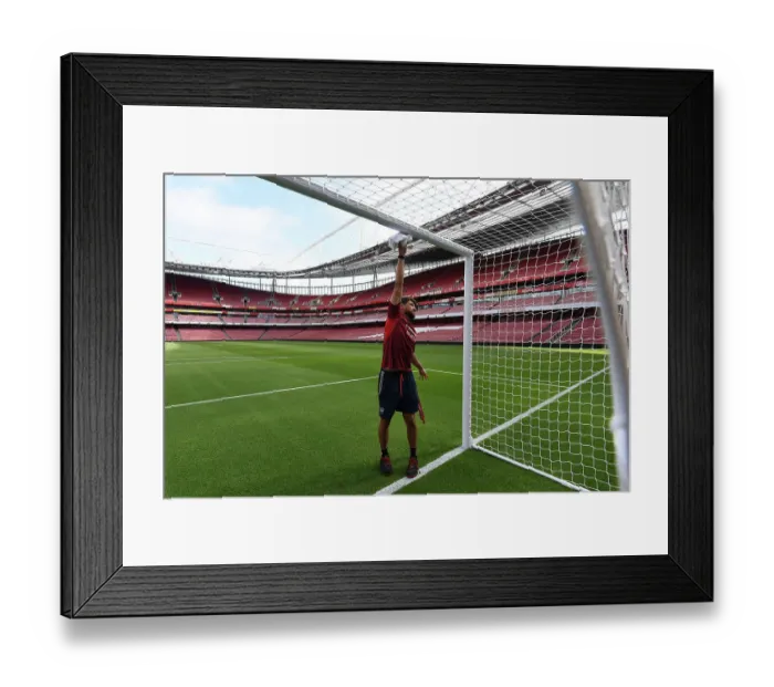 Framed Print : Arsenal vs Fulham: Preparing for Premier League Clash at Emirates Stadium